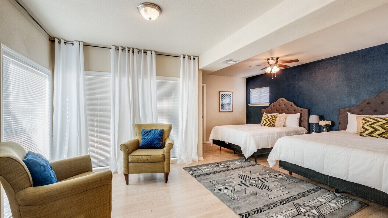 Photo of Bedroom in Northwest Los Angeles Heights