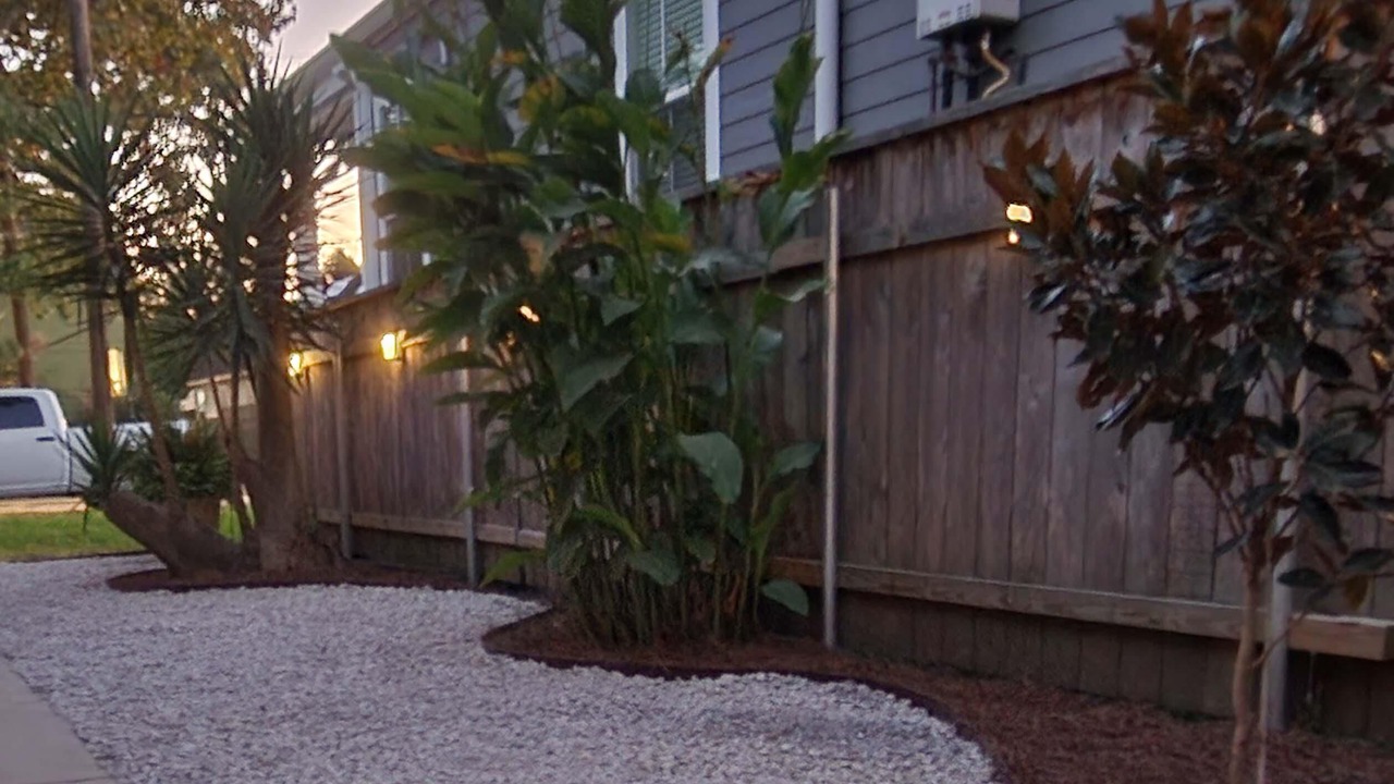 Photo of Outdoor in Black Pearl