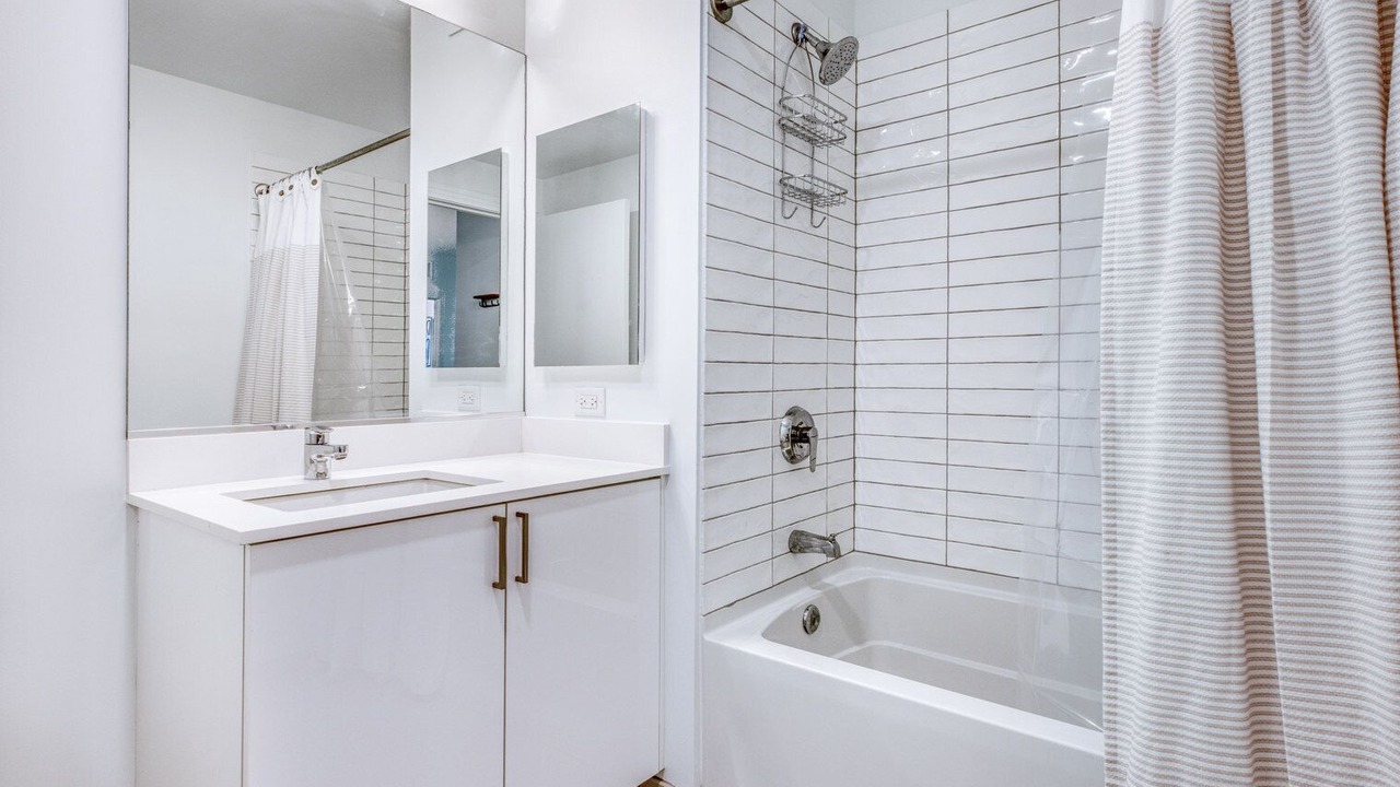 Photo of Bathroom in West Loop