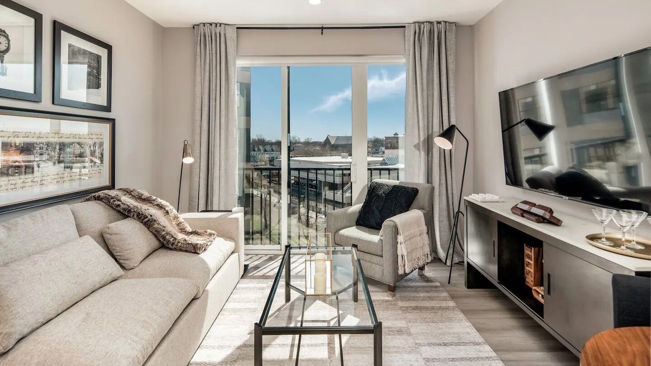 Photo of Livingroom in The Hill
