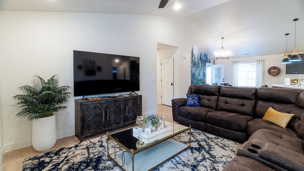 Photo of Livingroom in Cedar City
