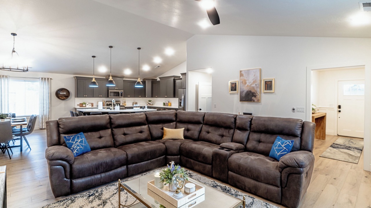 Photo of Livingroom in Cedar City