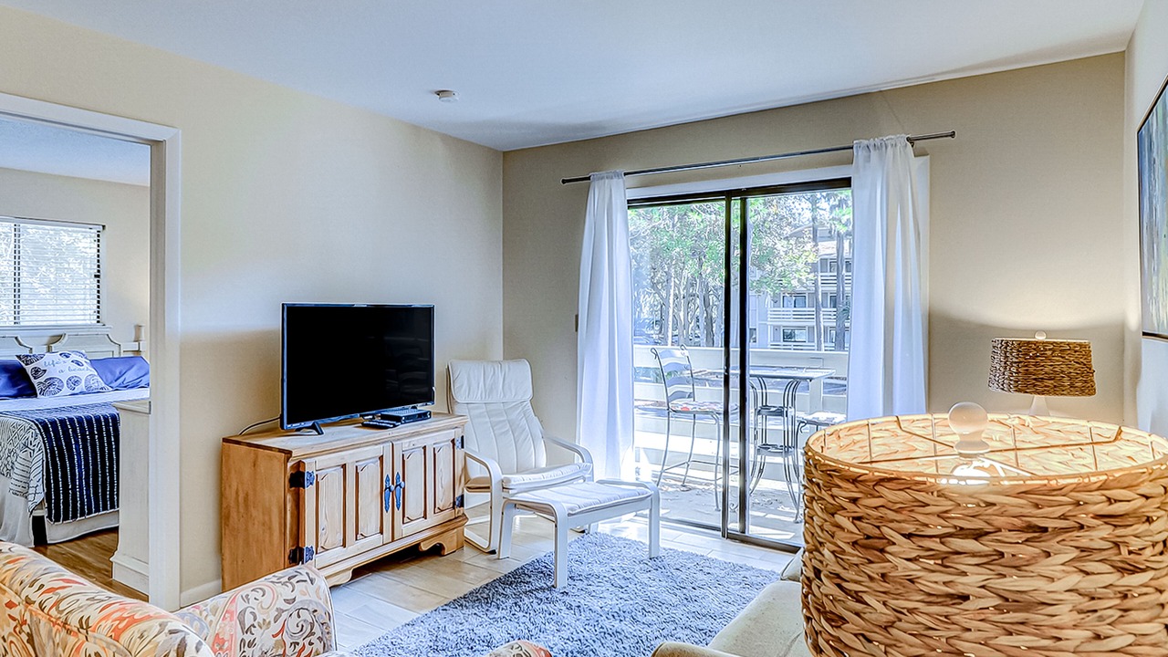 Photo of Livingroom in Folly Field