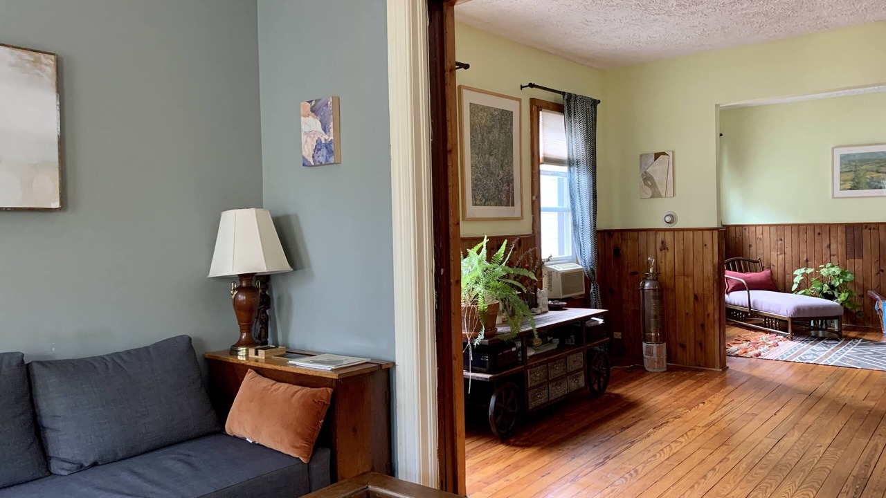 Photo of Livingroom in Stockade Historic District