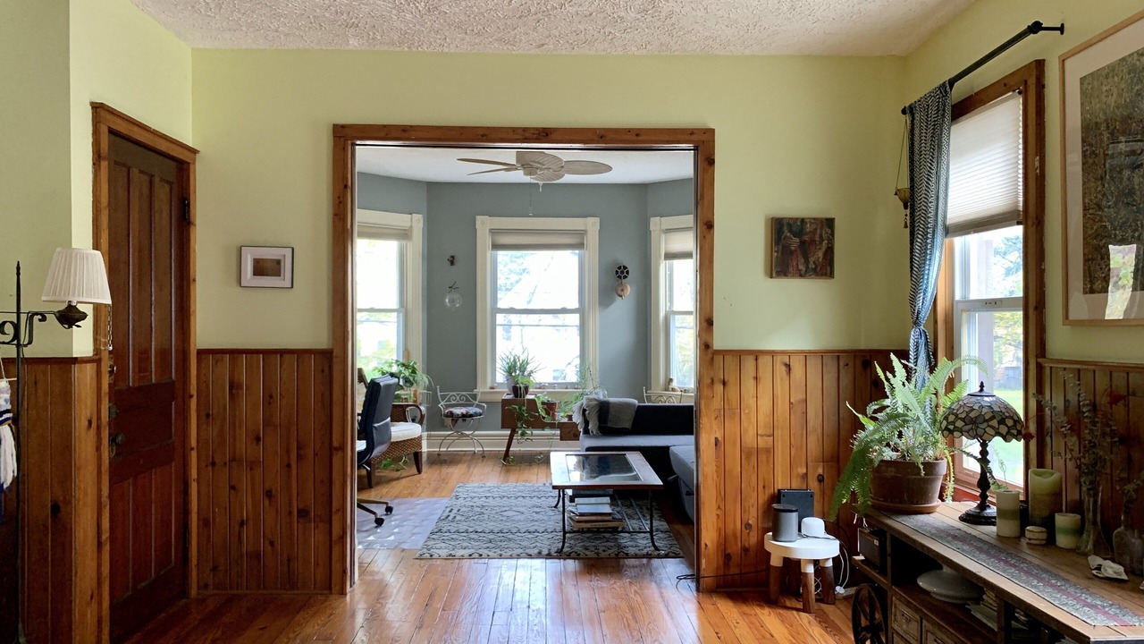 Photo of Livingroom in Stockade Historic District