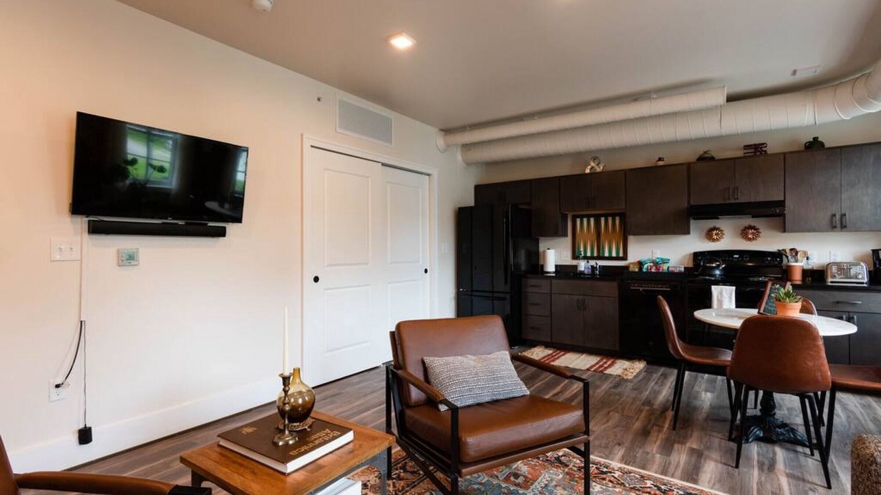 Photo of Livingroom in Ypsilanti