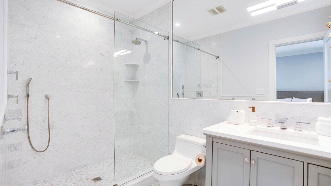 Photo of Bathroom in East Hampton North