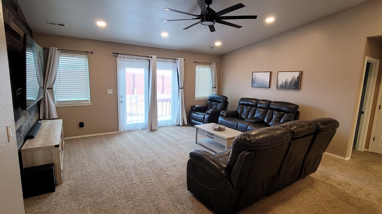 Photo of Livingroom in Laramie