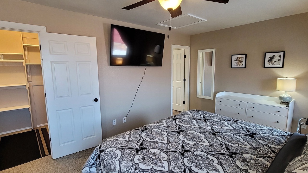 Photo of Bedroom in Laramie