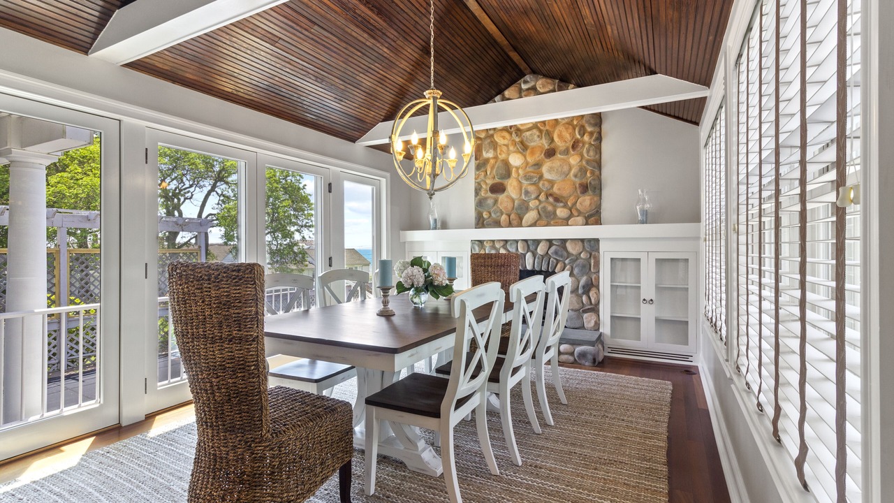 Photo of Livingroom in Old Lyme