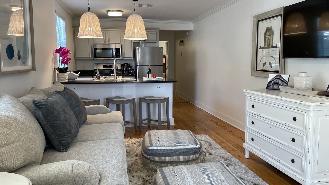Photo of Livingroom in West Riverside