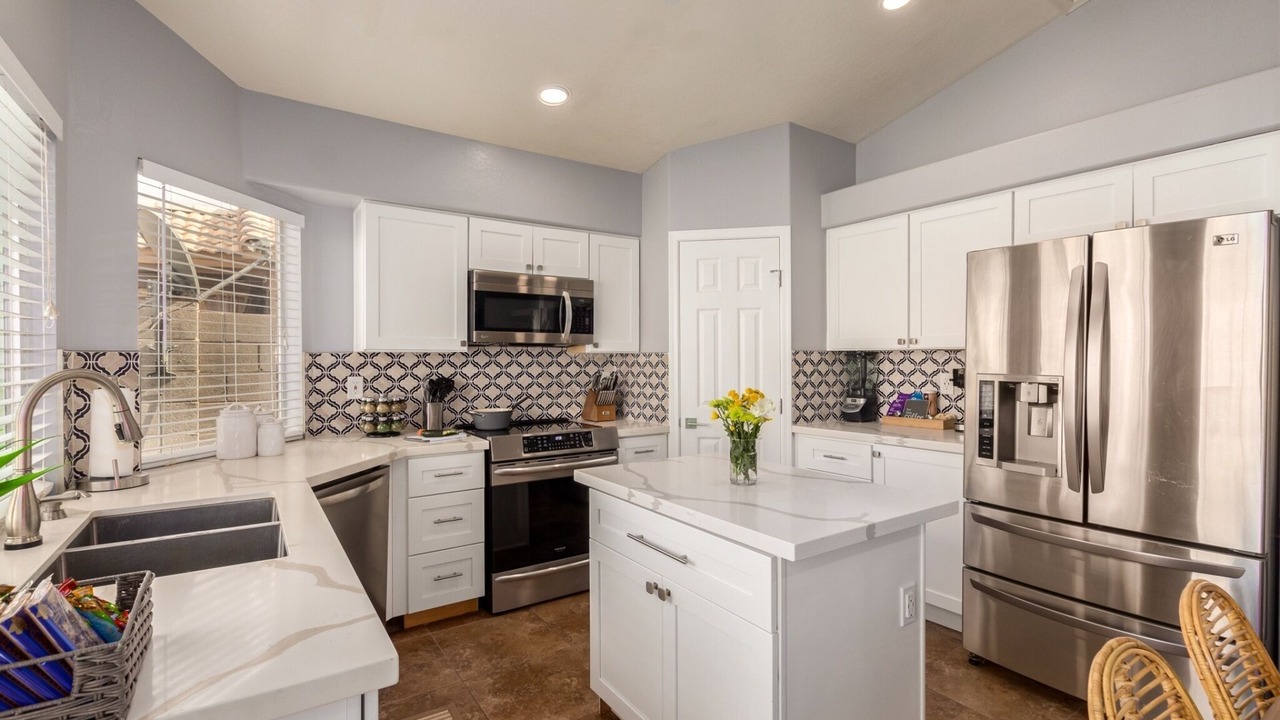 Photo of Kitchen in Superstition Springs