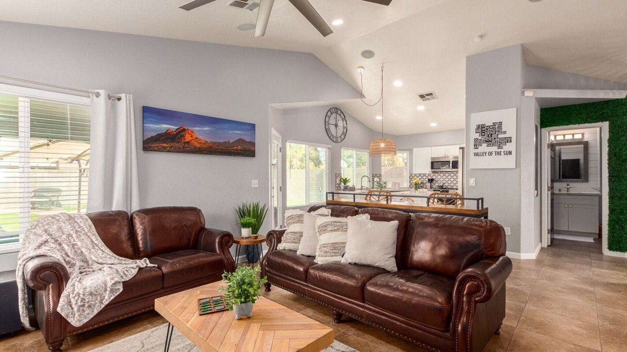 Photo of Livingroom in Superstition Springs