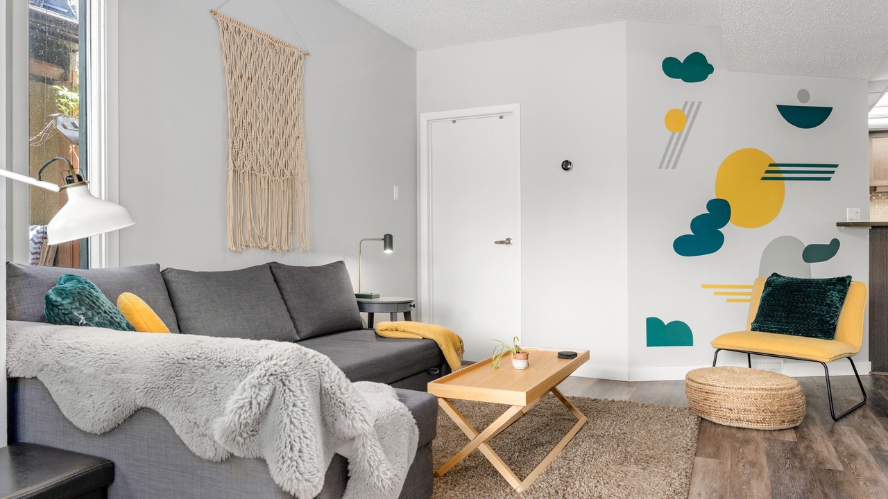 Photo of Livingroom in Bridgeland