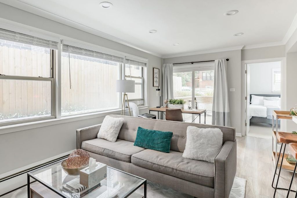 Photo of Livingroom in Uptown