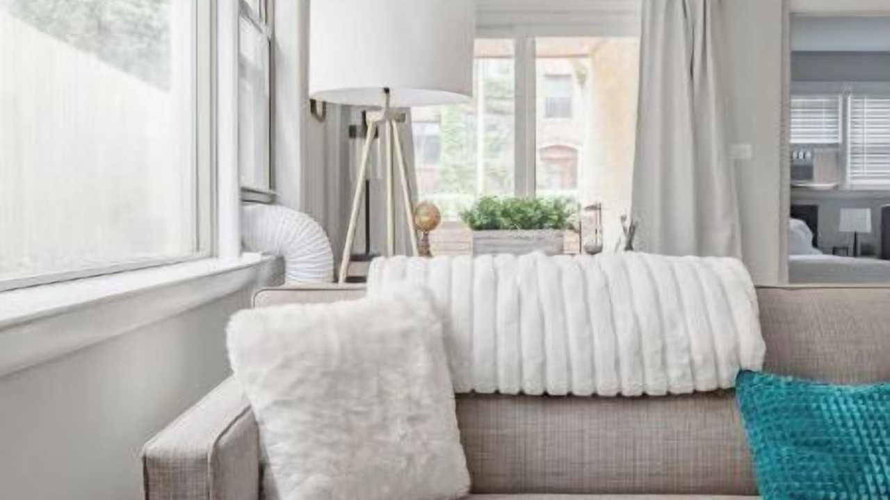 Photo of Livingroom in Uptown