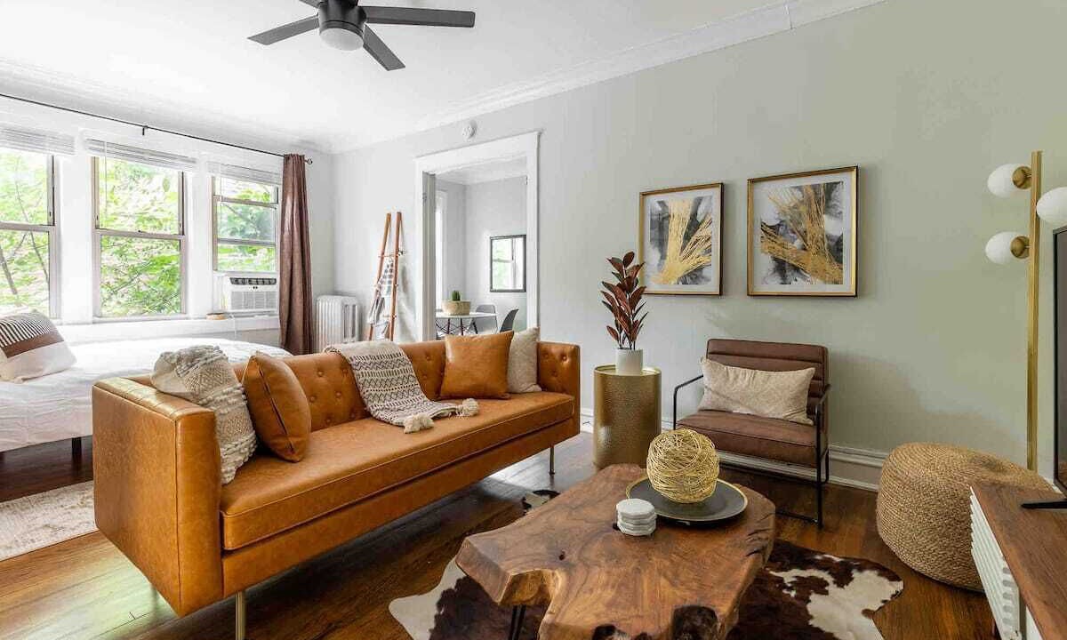 Photo of Livingroom in Ravenswood