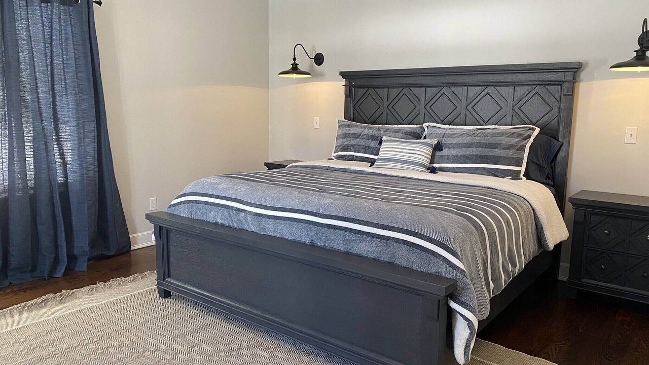 Photo of Bedroom in Southold