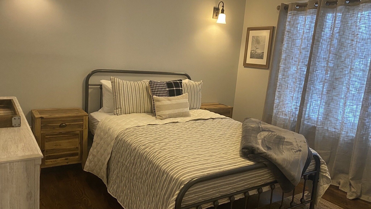 Photo of Bedroom in Southold