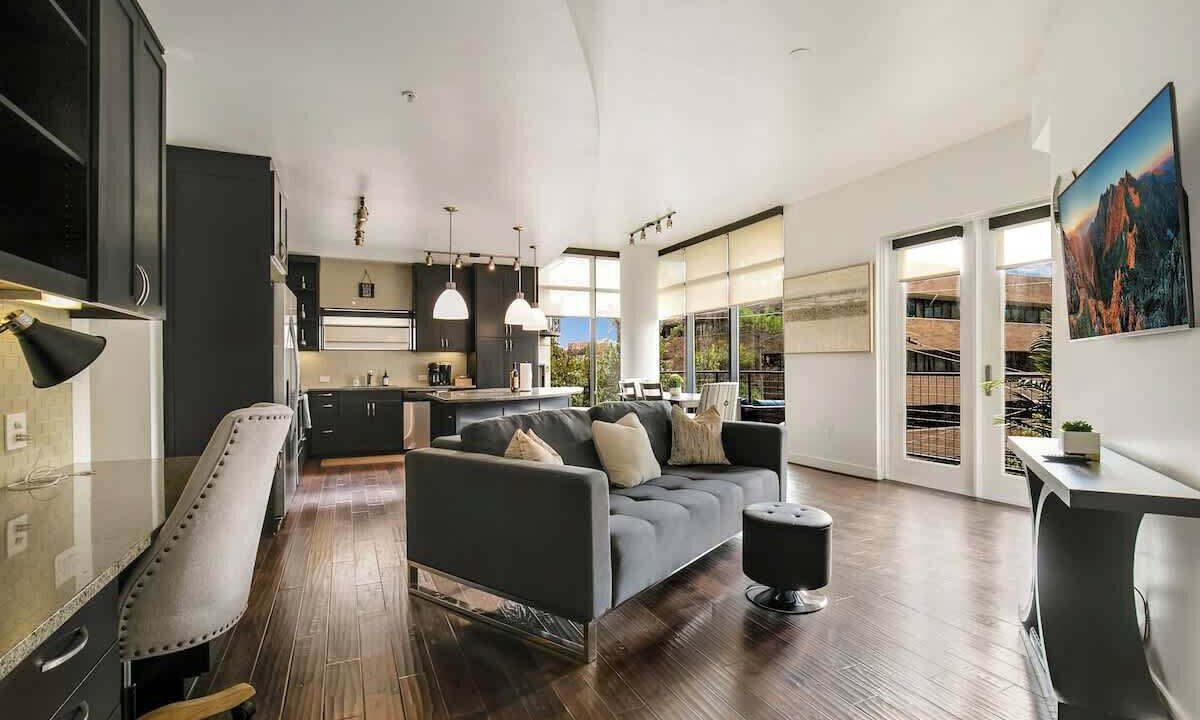 Photo of Livingroom in Uptown