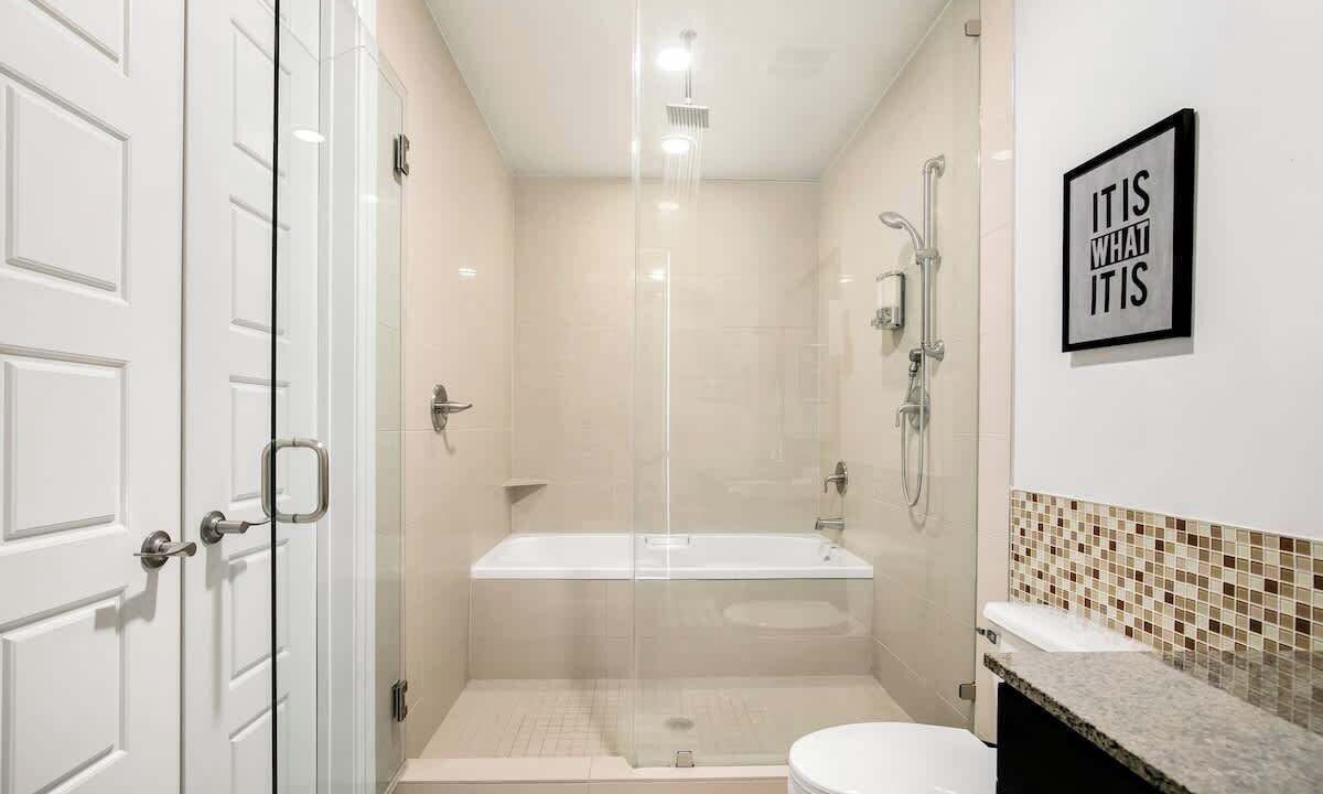 Photo of Bathroom in Uptown