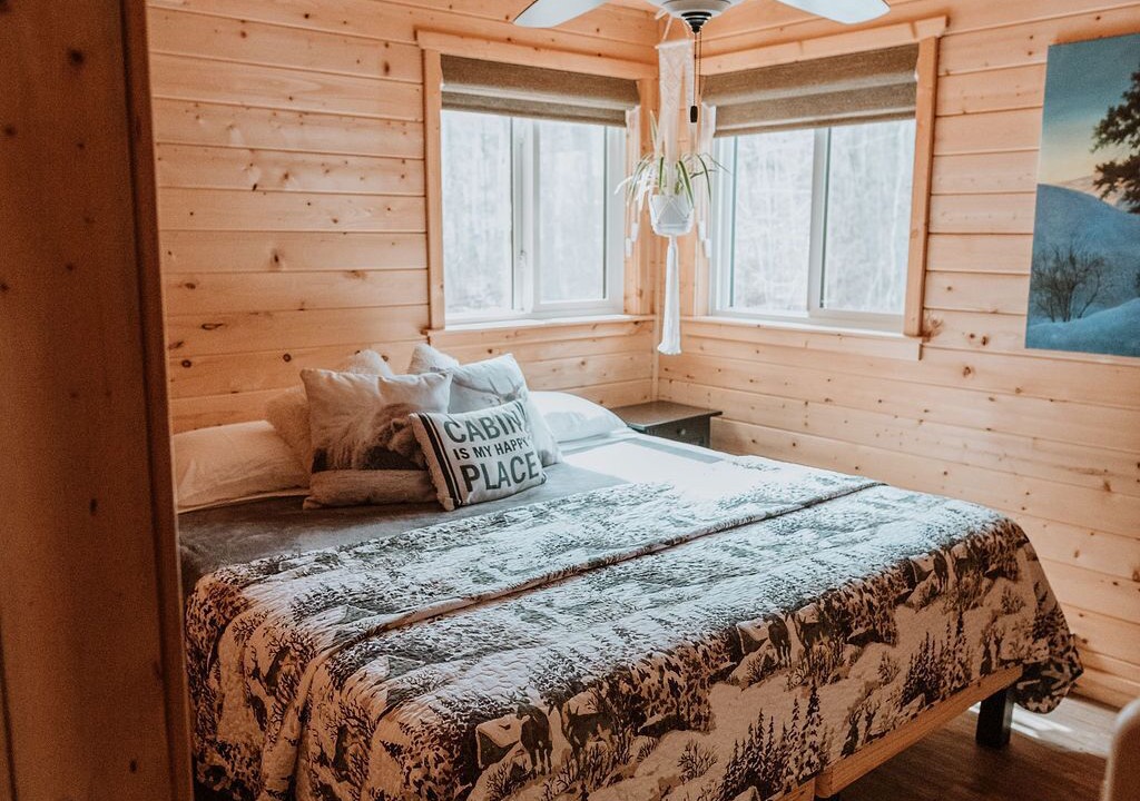Photo of Bedroom in Division No. 11