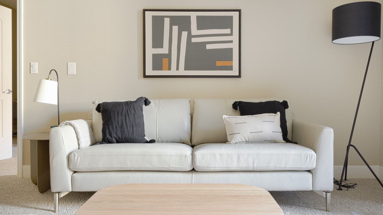 Photo of Livingroom in East San Mateo