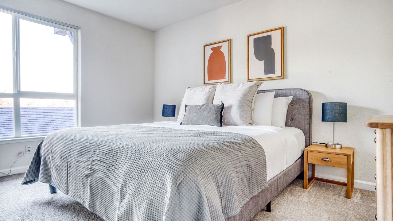 Photo of Bedroom in Morse Park