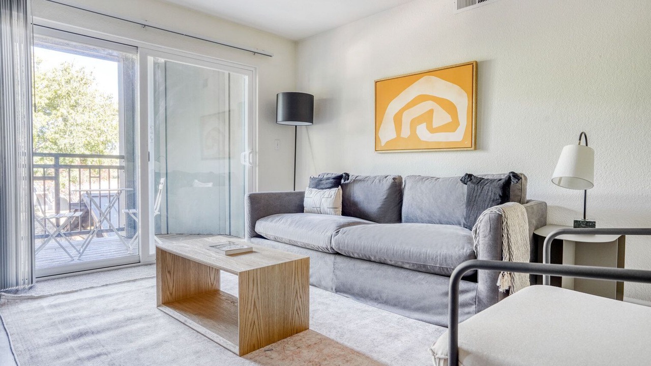 Photo of Livingroom in Morse Park