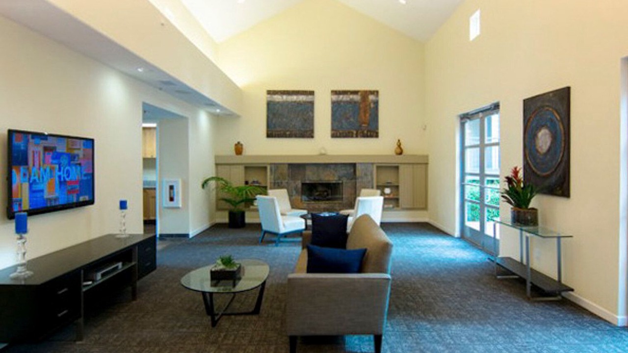 Photo of Livingroom in Morse Park