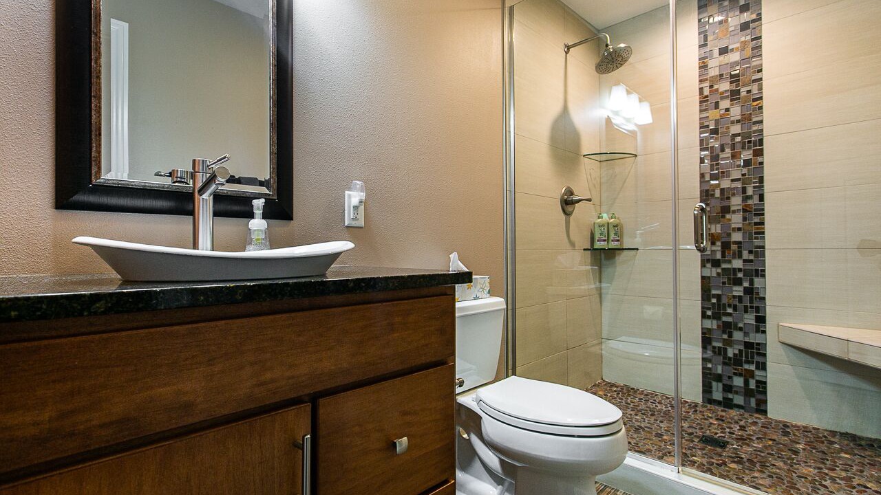Photo of Bathroom in Dubuque