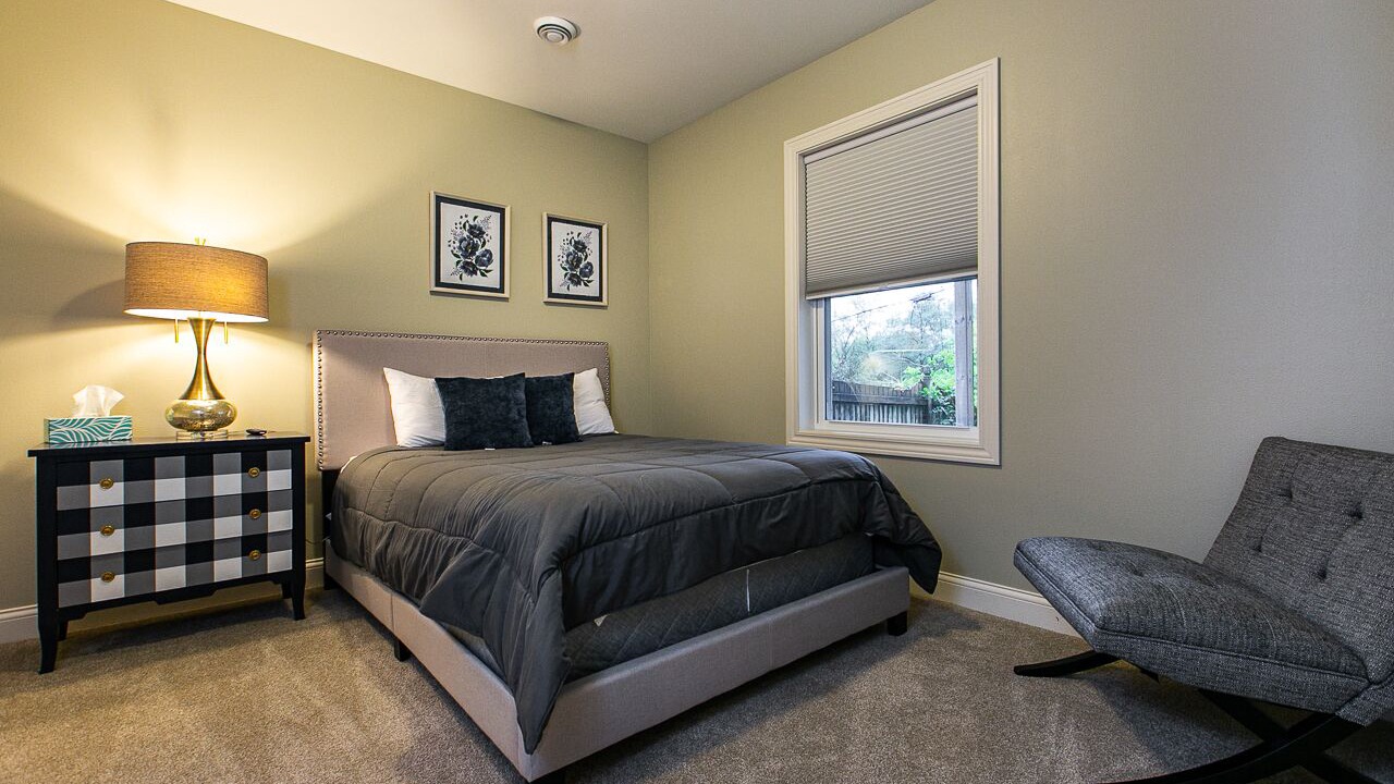 Photo of Bedroom in Dubuque