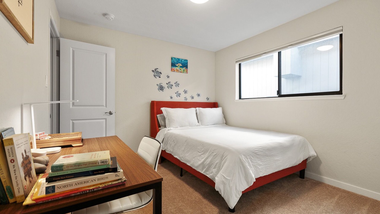 Photo of Bedroom in Moss Beach