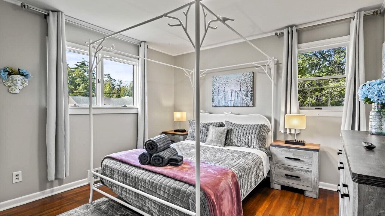 Photo of Bedroom in Clifton Park