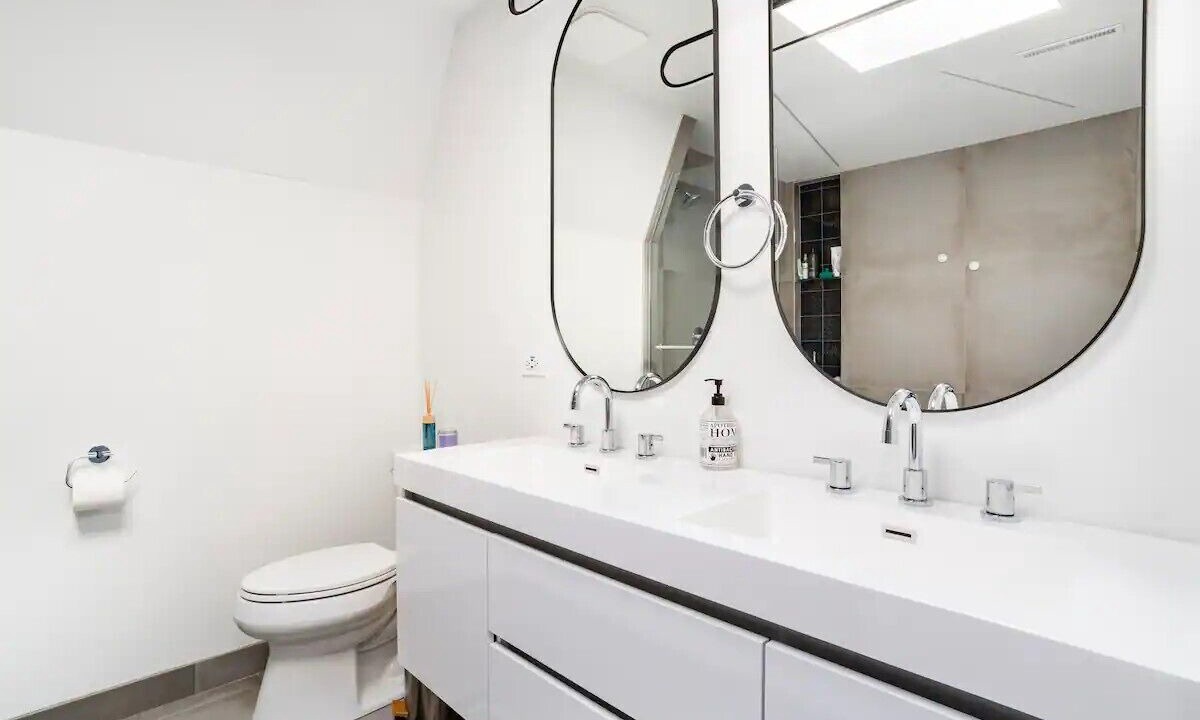 Photo of Bathroom in Wicker Park