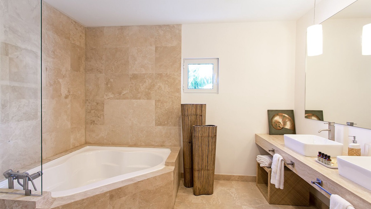 Photo of Bathroom in Maho