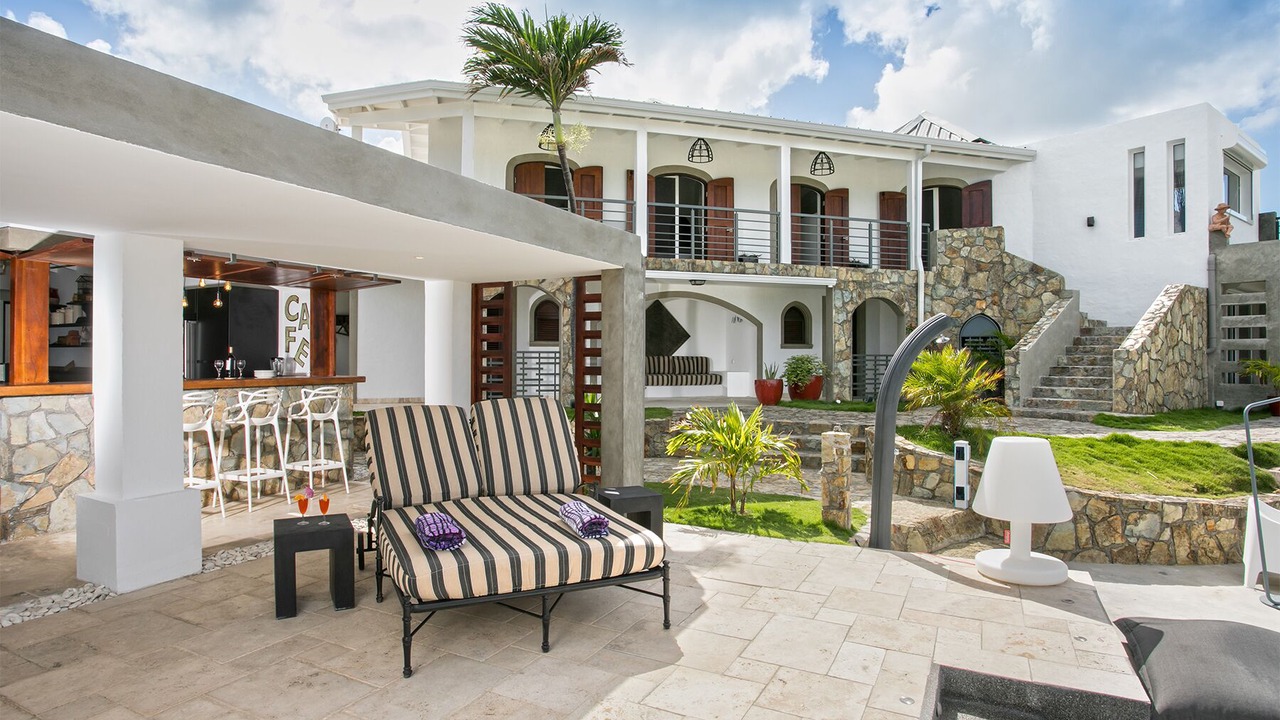 Photo of Patio Balcony in Nettle Bay