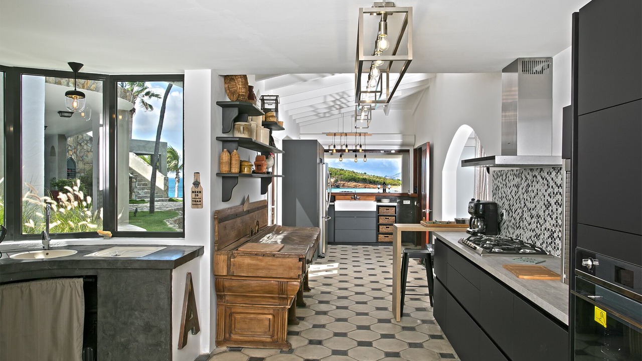 Photo of Kitchen in Nettle Bay