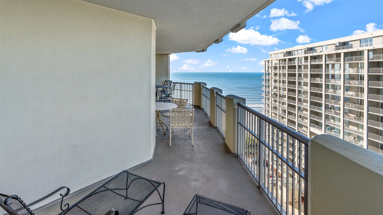 Photo of Patio Balcony in Arcadian Shores