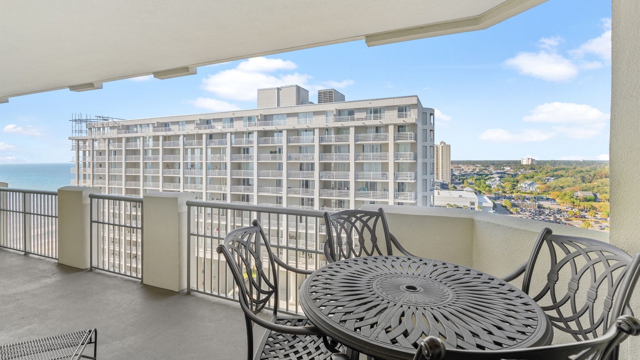 Photo of Patio Balcony in Arcadian Shores