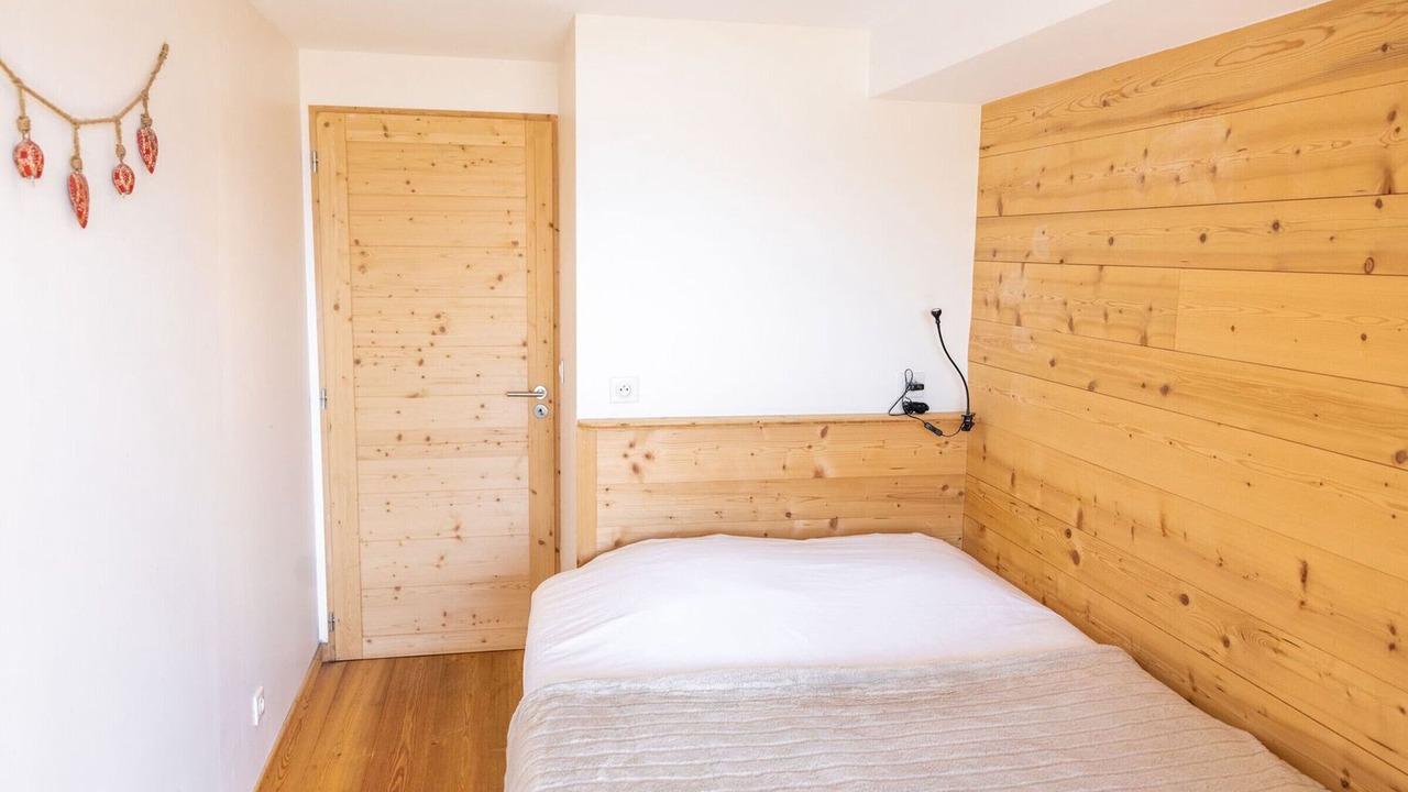 Photo of Bedroom in Viel-Alpe