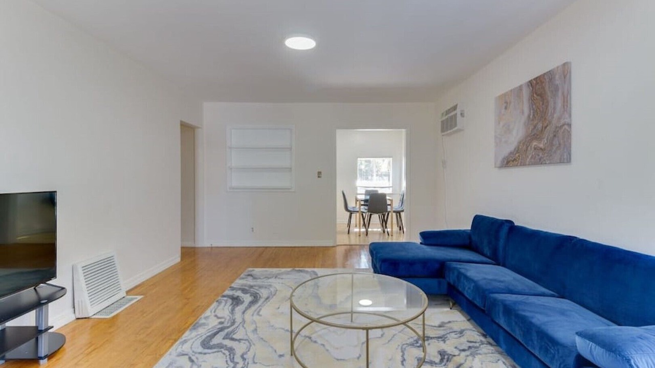 Photo of Livingroom in Rampart Village