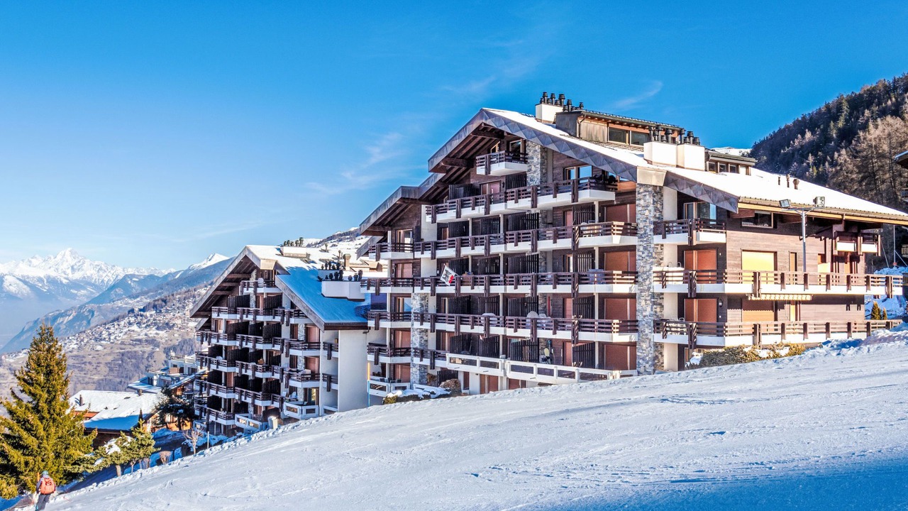 Photo of Outdoor in Saint-Pierre-de-Clages