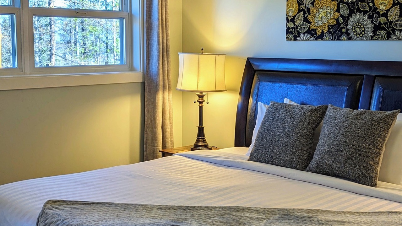 Photo of Bedroom in East Kootenay