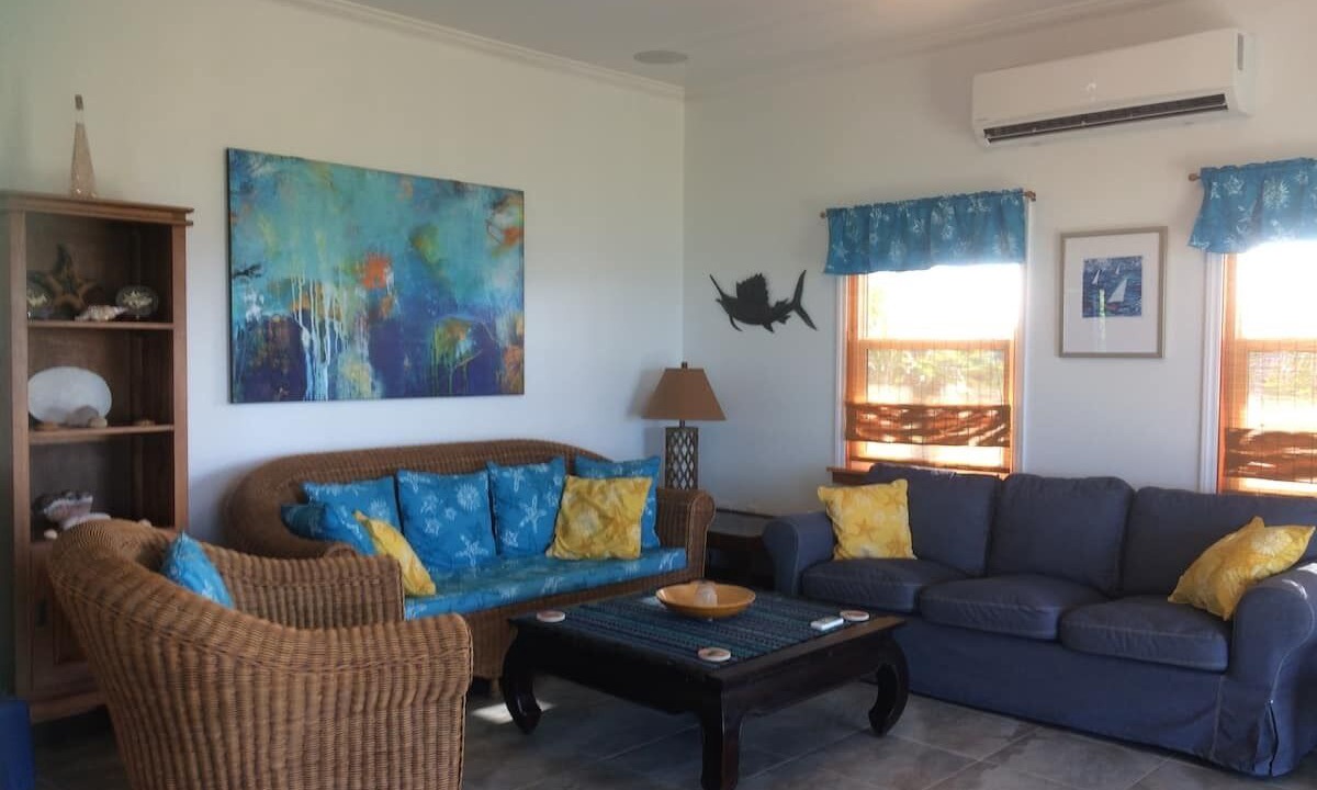 Photo of Livingroom in Clarence Town