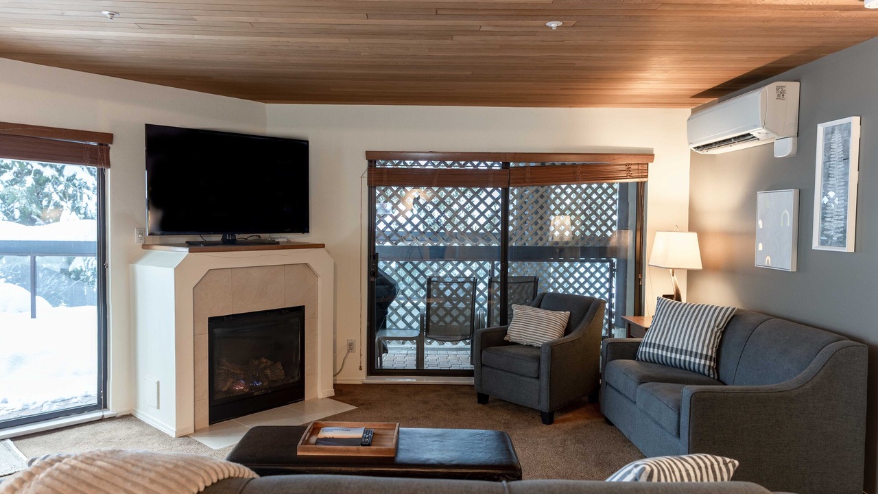 Photo of Livingroom in Blueberry Hill