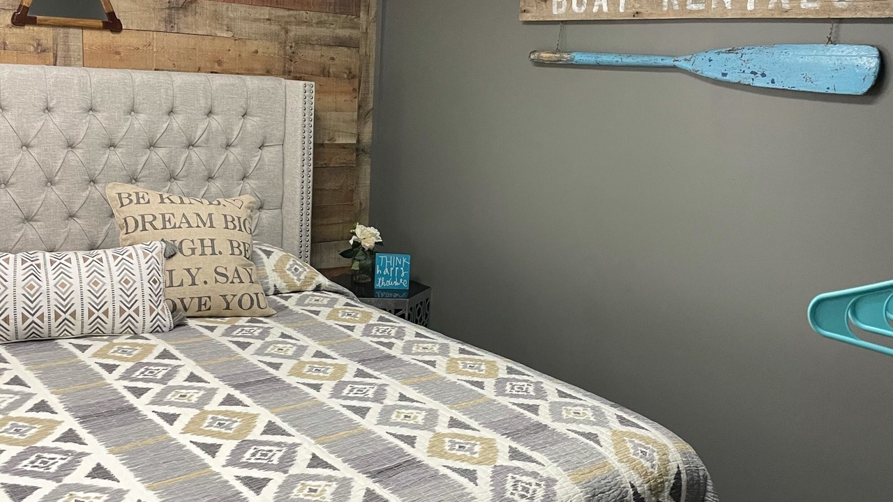 Photo of Bedroom in Newaygo