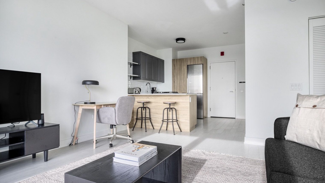 Photo of Livingroom in West Loop
