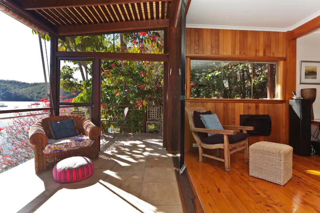 Photo of Livingroom in Cottage Point