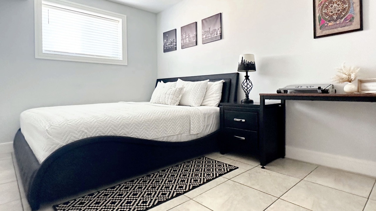 Photo of Bedroom in Irving Park